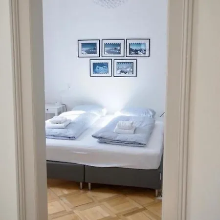 Salve, Regina, Nahe Westbahnhof Apartment *